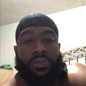 Meet your Posher, Logan